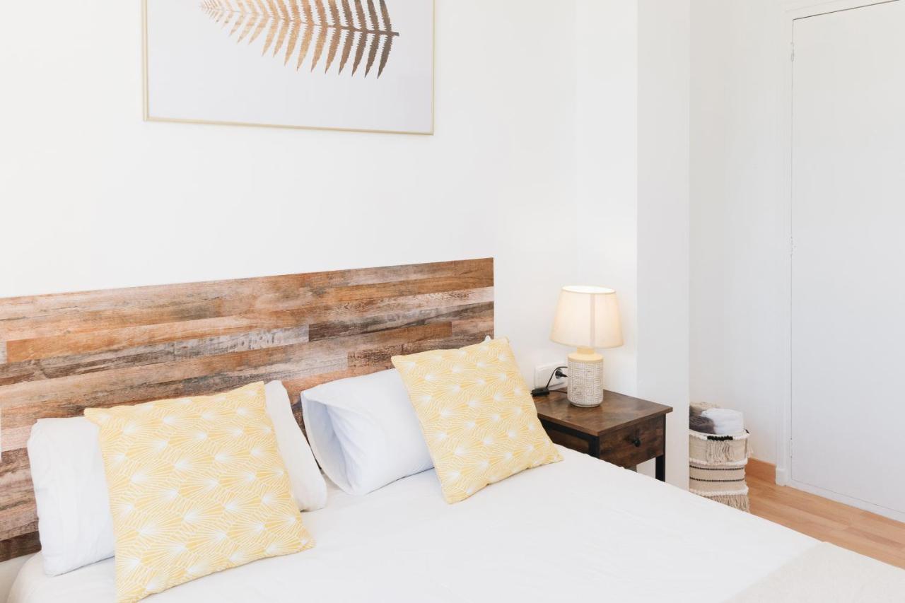 Sunny And Modern Apartment Ideal For Groups Βαρκελώνη Εξωτερικό φωτογραφία