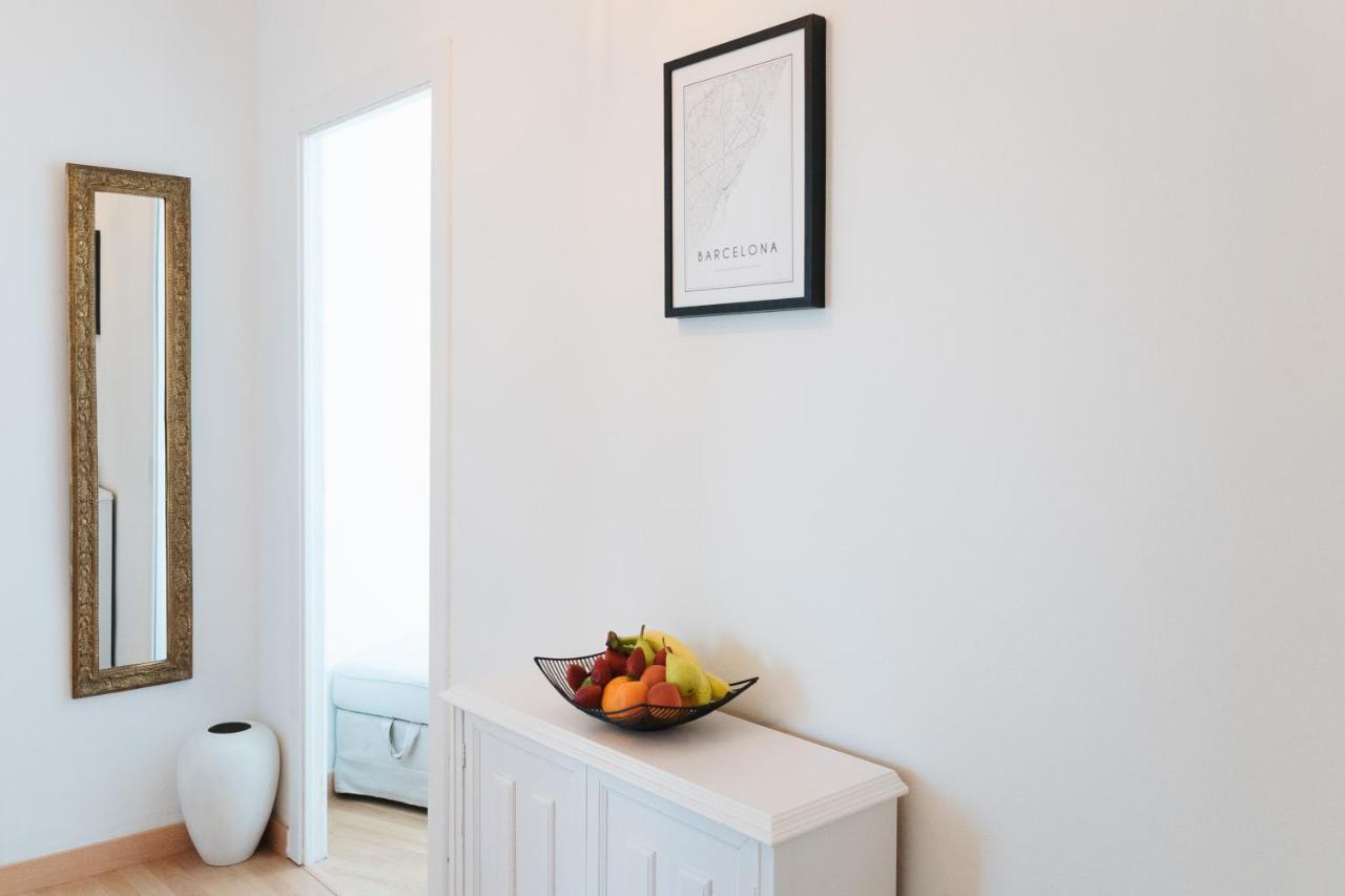 Sunny And Modern Apartment Ideal For Groups Βαρκελώνη Εξωτερικό φωτογραφία